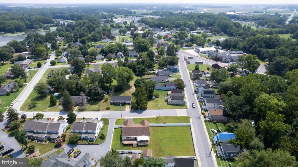 103 GOVERNORS AVENUE Laurel, DE 19956