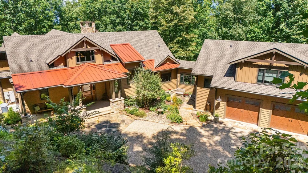 80 East Reach Road #117 Sylva, NC 28779