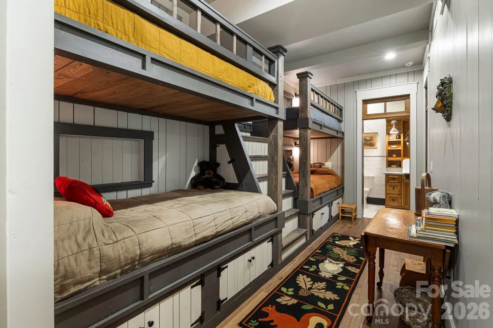 80 East Reach Road #117 Sylva, NC 28779