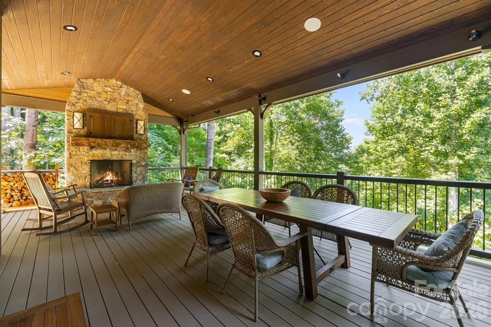 80 East Reach Road #117 Sylva, NC 28779
