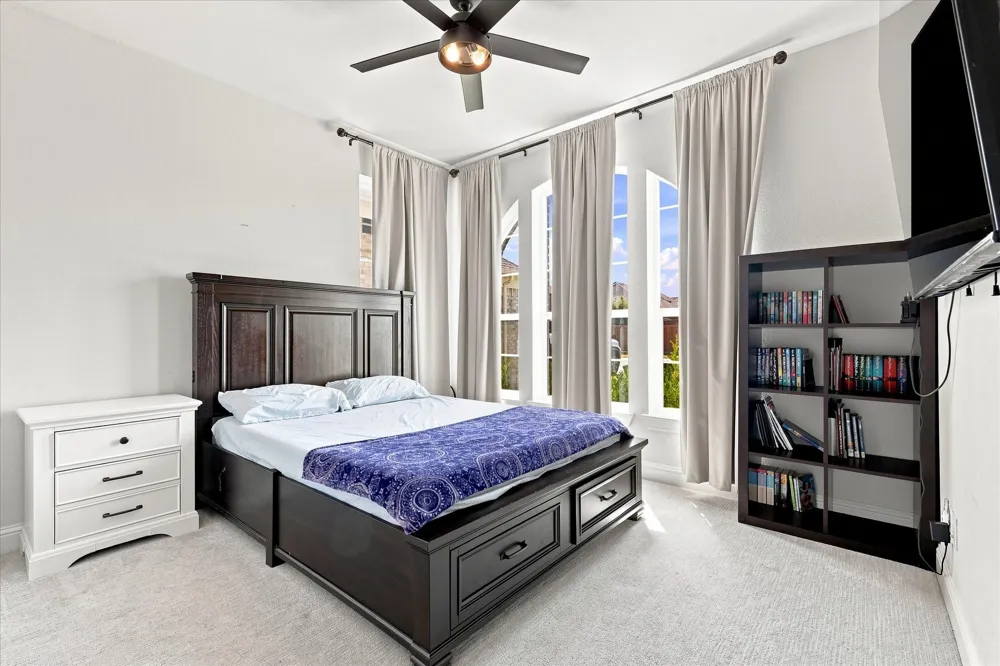 1104 Stallion Lane Justin, TX 76247