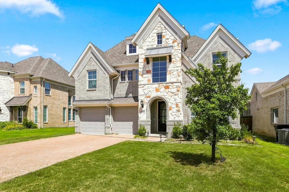 1104 Stallion Lane Justin, TX 76247