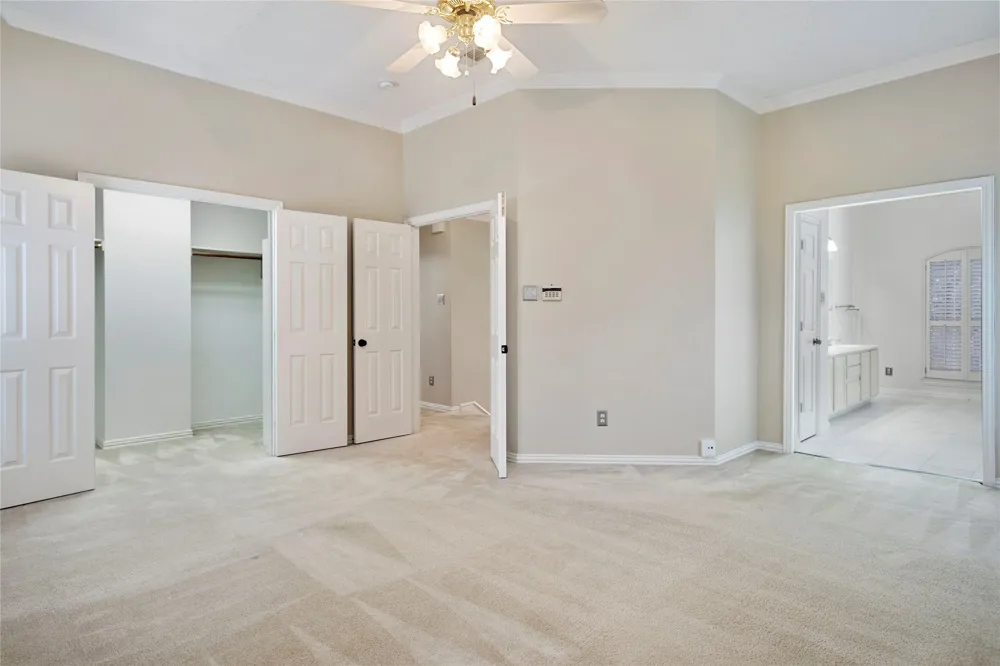 3777 Meadowcreek Circle Addison, TX 75001