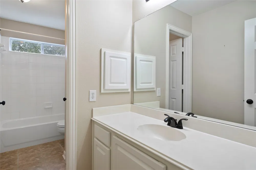 3777 Meadowcreek Circle Addison, TX 75001