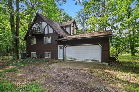 6700 Wildwood Drive