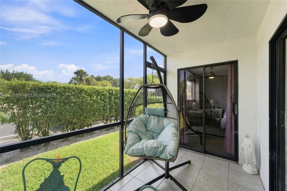 15234 Lakes Of Delray Blvd #250 Delray Beach, FL 33484