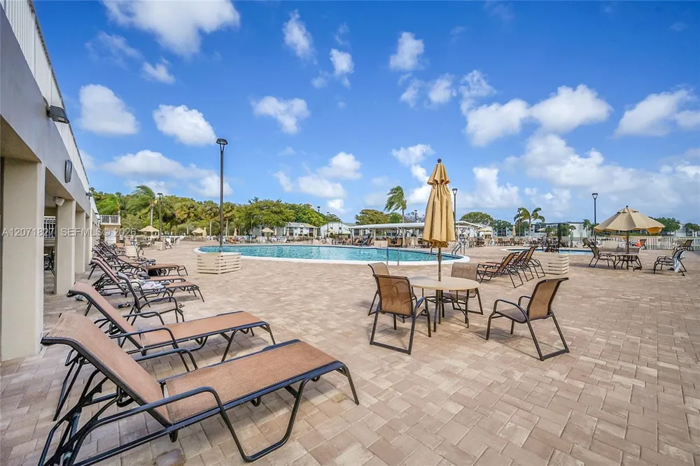 15234 Lakes Of Delray Blvd #250 Delray Beach, FL 33484