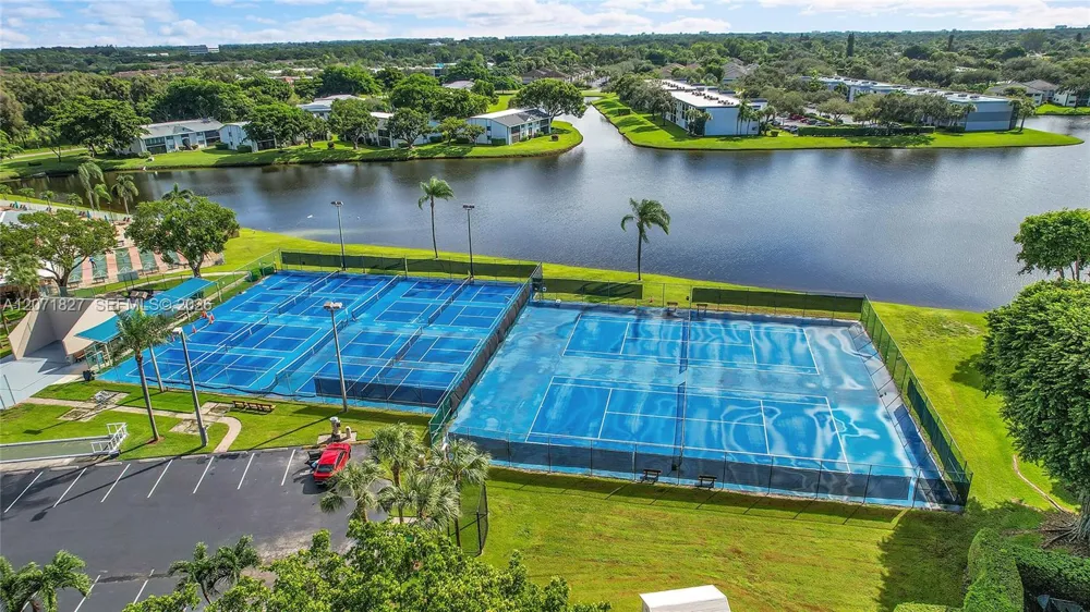 15234 Lakes Of Delray Blvd #250 Delray Beach, FL 33484