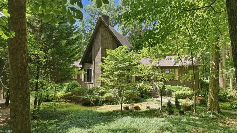 4401 Oakview Drive Trinity, NC 27370