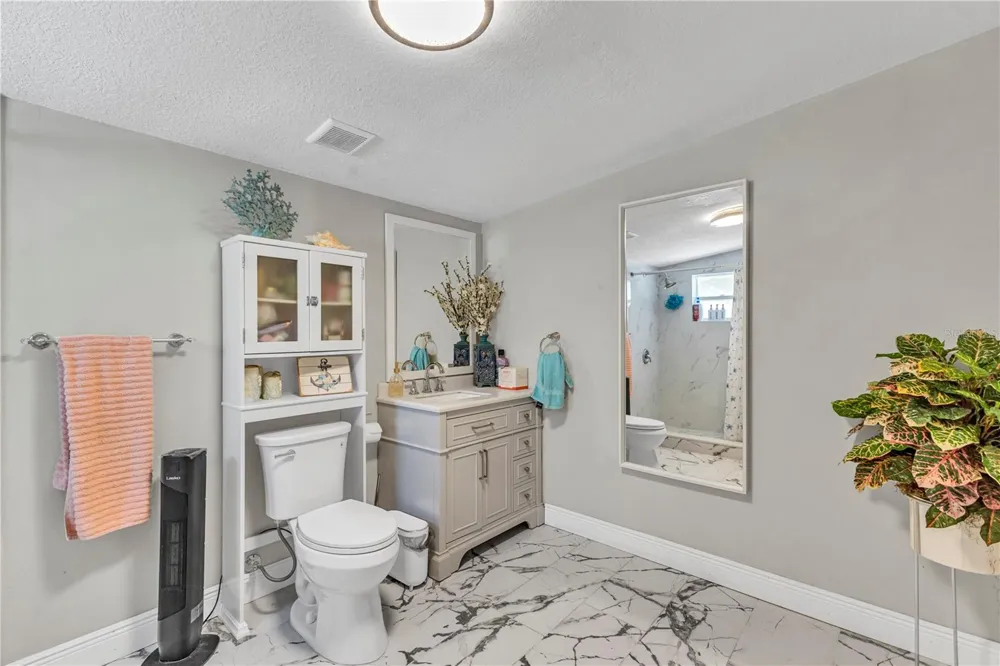7903 LEMANS DRIVE Jacksonville, FL 32210