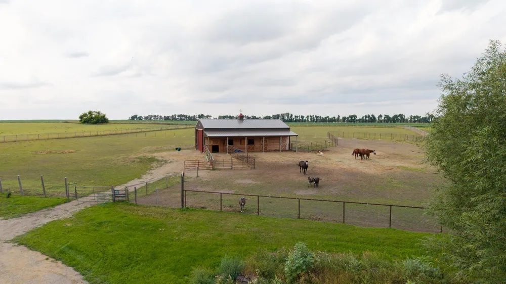 3381 119th Avenue SE Valley City, ND 58072