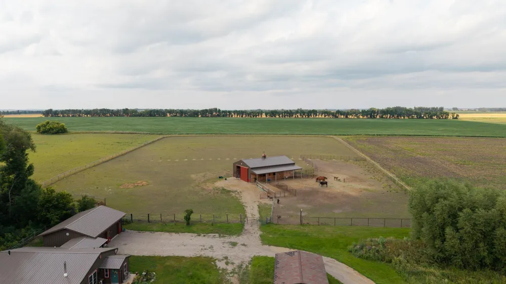 3381 119th Avenue SE Valley City, ND 58072