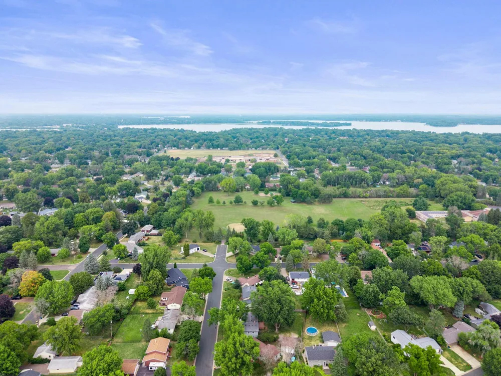 3684 Prairie Road White Bear Lake, MN 55110