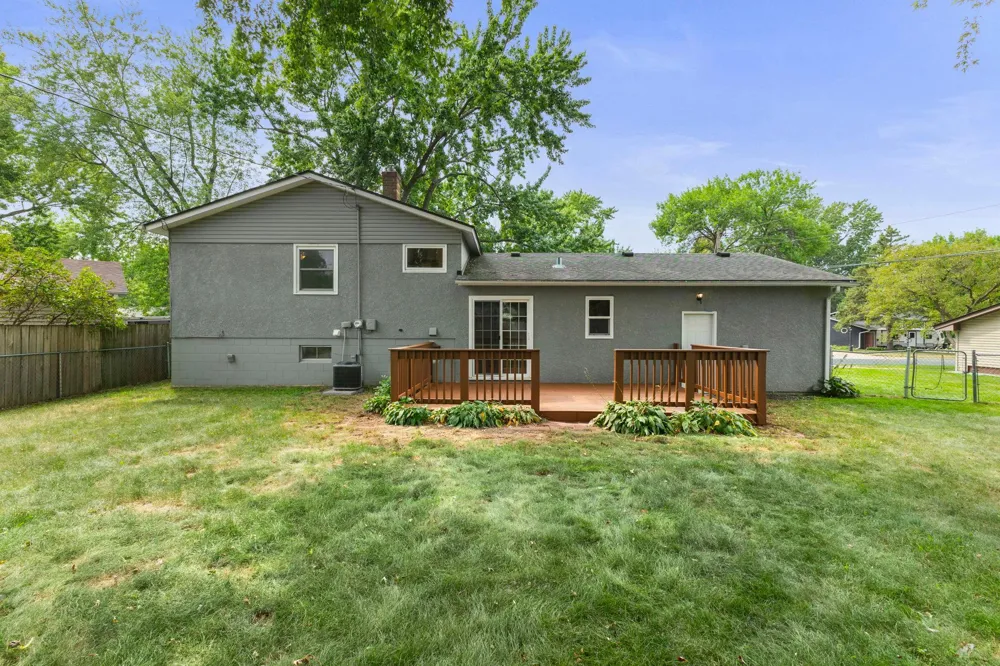 3684 Prairie Road White Bear Lake, MN 55110