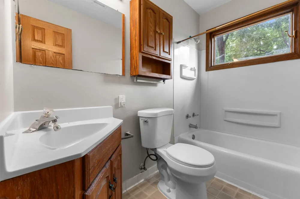 3684 Prairie Road White Bear Lake, MN 55110