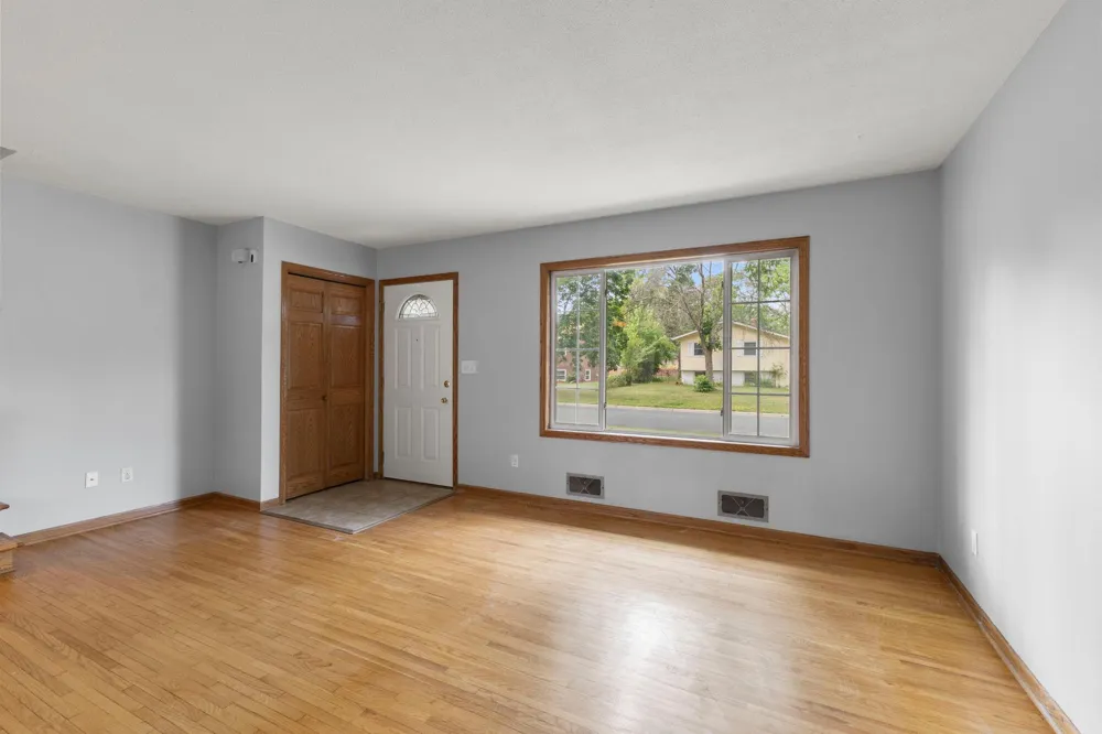 3684 Prairie Road White Bear Lake, MN 55110
