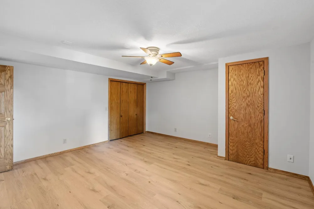 5010 Diane Drive Minnetonka, MN 55343