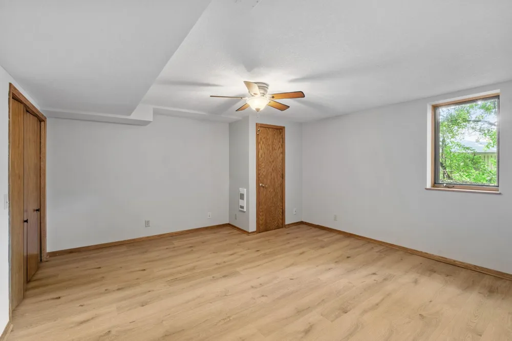 5010 Diane Drive Minnetonka, MN 55343