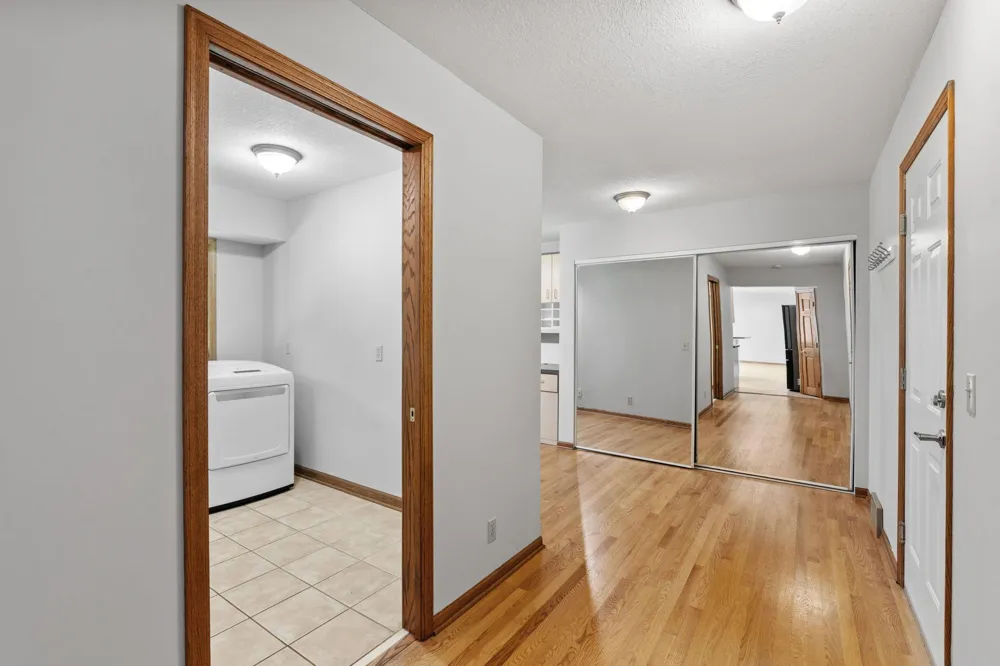 5010 Diane Drive Minnetonka, MN 55343