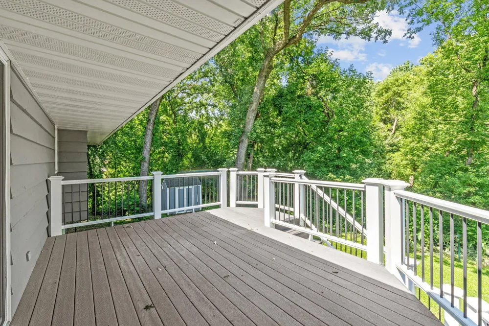 5010 Diane Drive Minnetonka, MN 55343