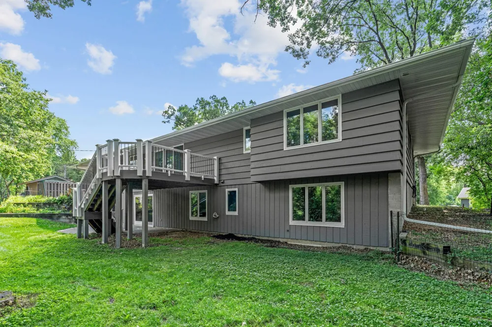 5010 Diane Drive Minnetonka, MN 55343