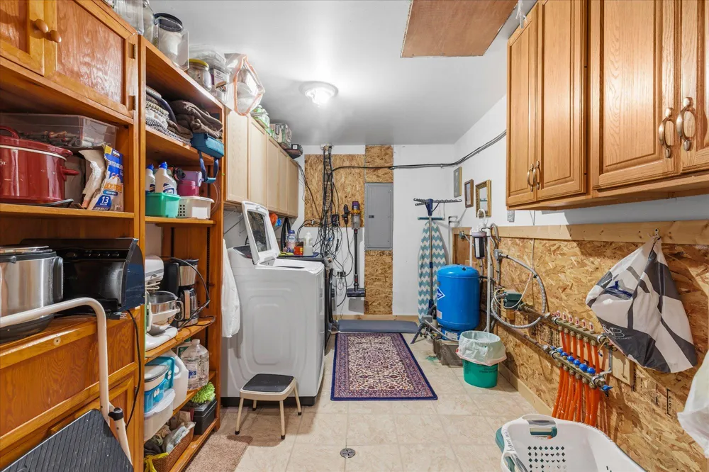 25256 Groningen Road Sandstone, MN 55072