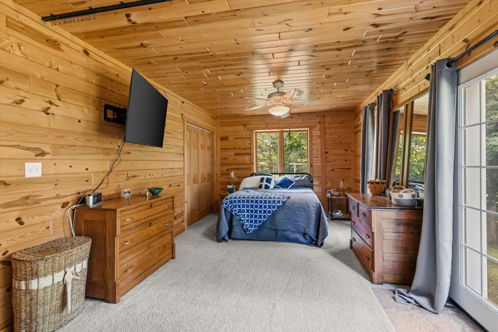 25256 Groningen Road Sandstone, MN 55072