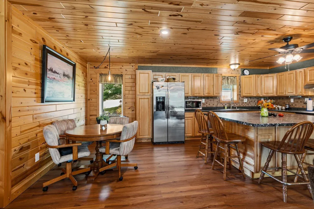 25256 Groningen Road Sandstone, MN 55072