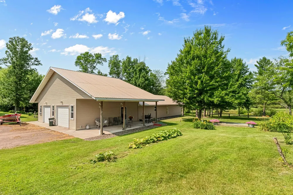 25256 Groningen Road Sandstone, MN 55072