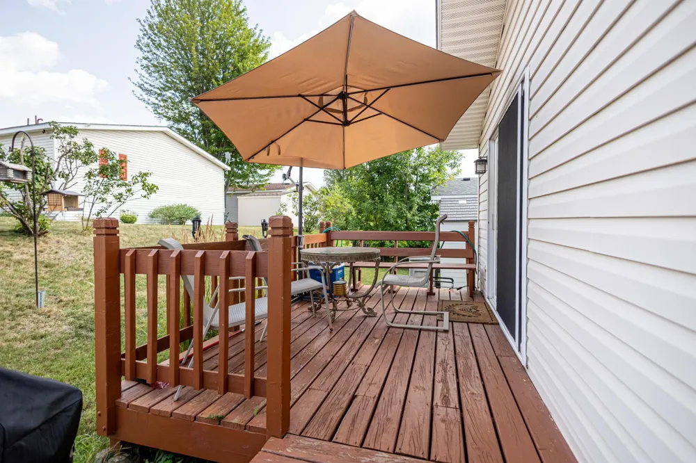 1390 Birchview Drive Maplewood, MN 55119