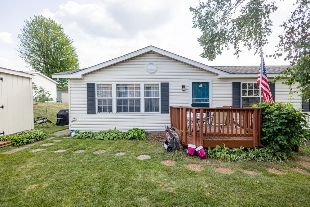 1390 Birchview Drive Maplewood, MN 55119