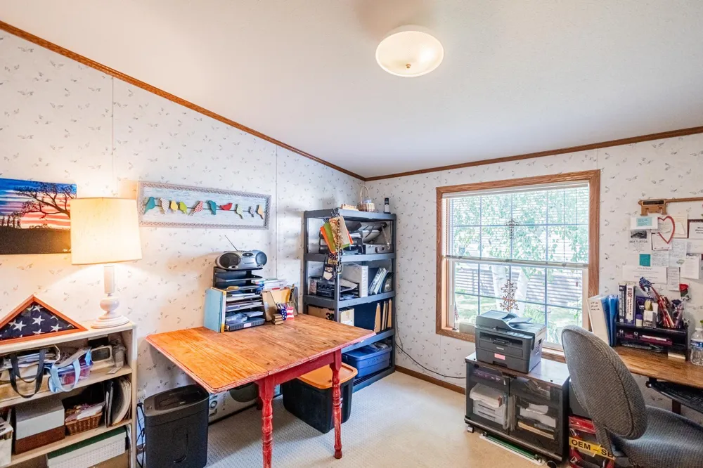 1390 Birchview Drive Maplewood, MN 55119