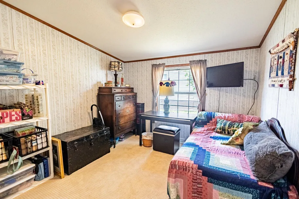 1390 Birchview Drive Maplewood, MN 55119