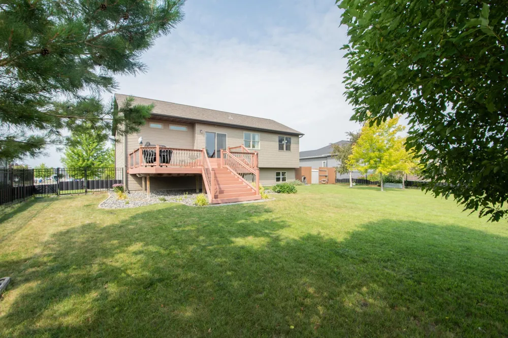2304 36th Street S Moorhead, MN 56560