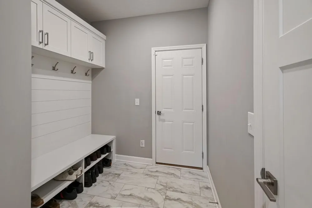 6368 Apple Court Inver Grove Heights, MN 55077