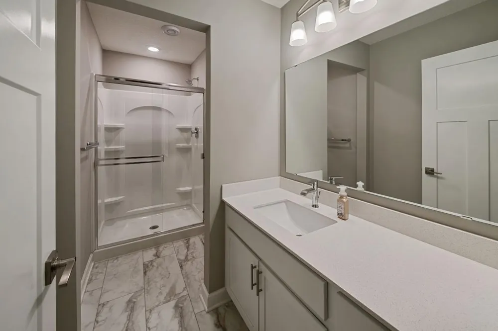 6368 Apple Court Inver Grove Heights, MN 55077