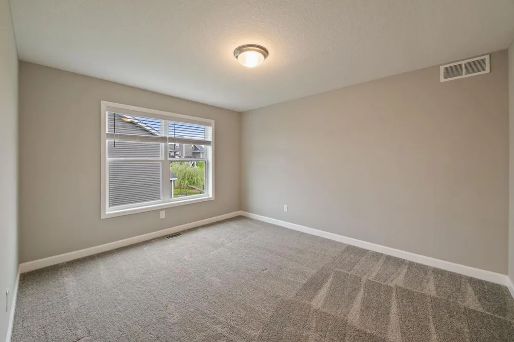 6368 Apple Court Inver Grove Heights, MN 55077