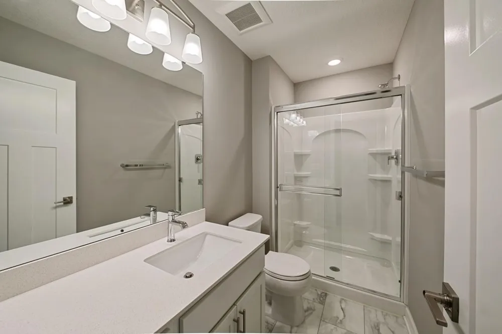6368 Apple Court Inver Grove Heights, MN 55077