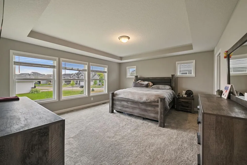 6368 Apple Court Inver Grove Heights, MN 55077