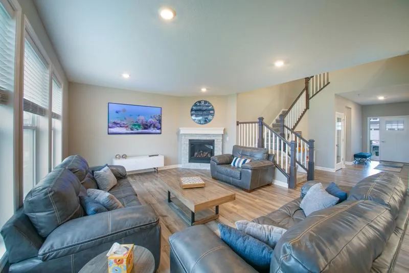 6368 Apple Court Inver Grove Heights, MN 55077