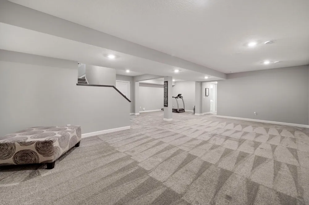 6368 Apple Court Inver Grove Heights, MN 55077