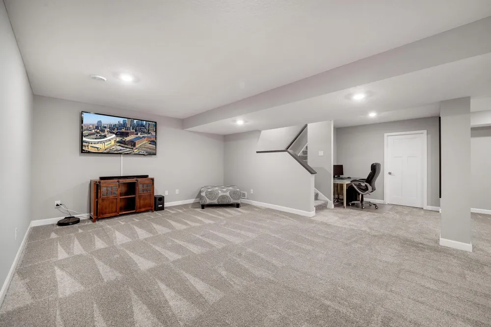 6368 Apple Court Inver Grove Heights, MN 55077