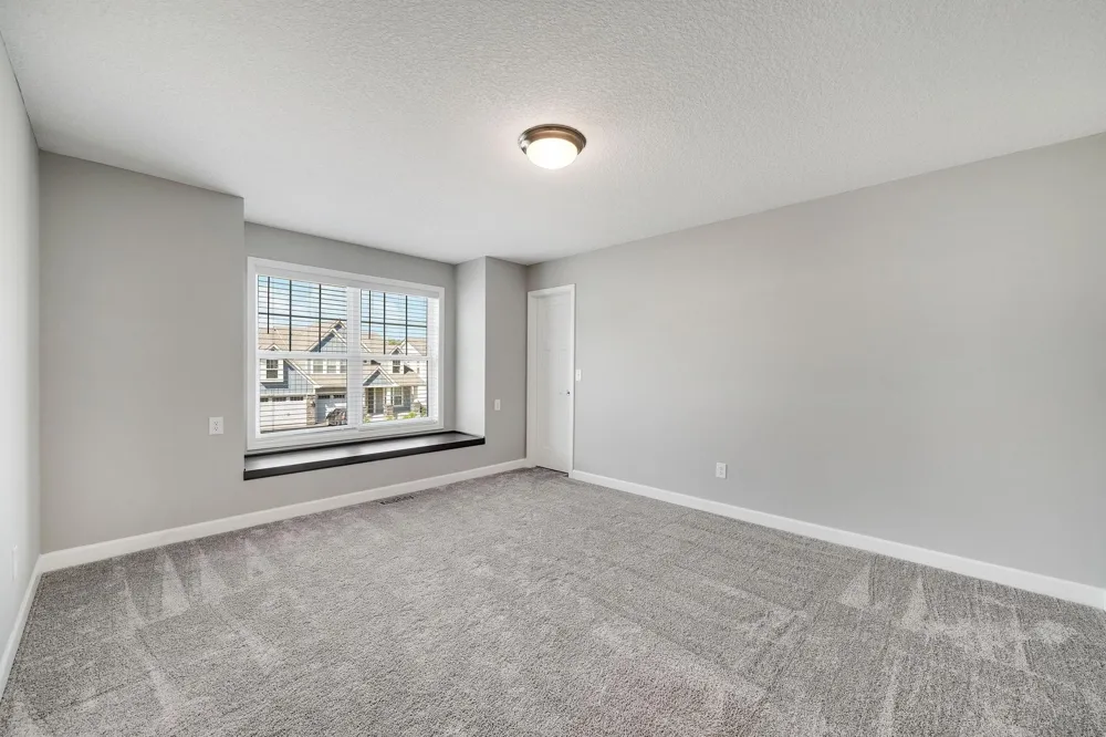6368 Apple Court Inver Grove Heights, MN 55077