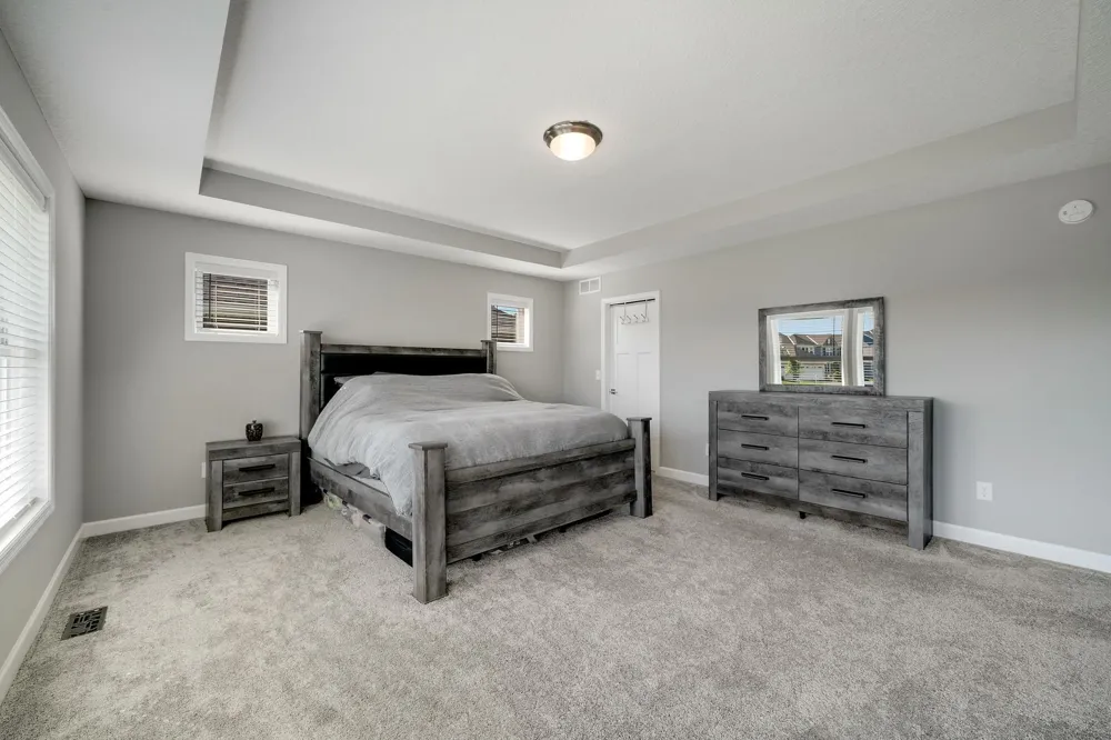 6368 Apple Court Inver Grove Heights, MN 55077