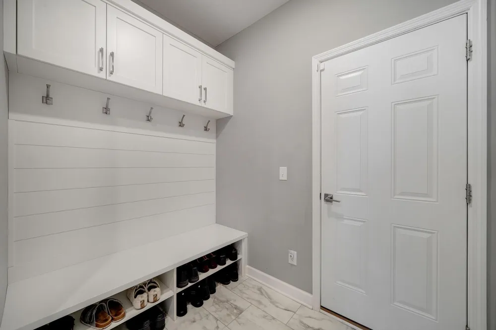 6368 Apple Court Inver Grove Heights, MN 55077
