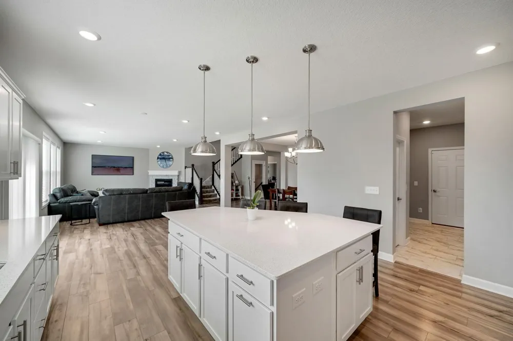 6368 Apple Court Inver Grove Heights, MN 55077