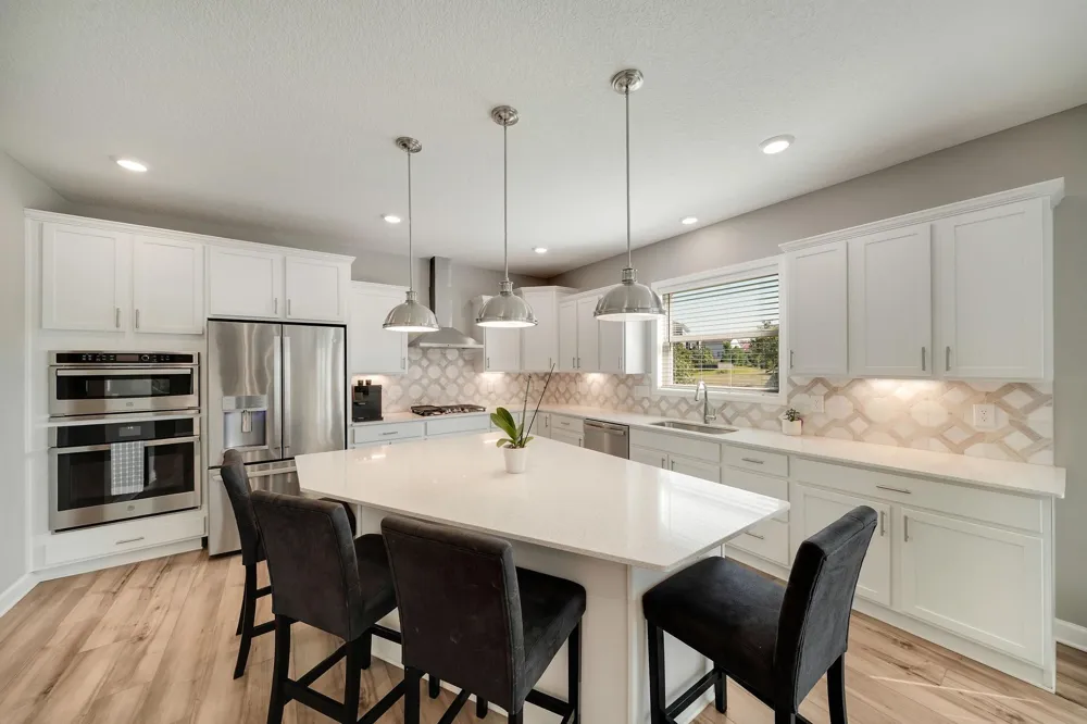 6368 Apple Court Inver Grove Heights, MN 55077