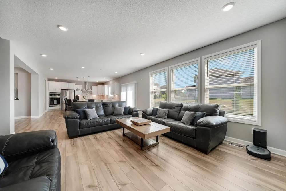 6368 Apple Court Inver Grove Heights, MN 55077