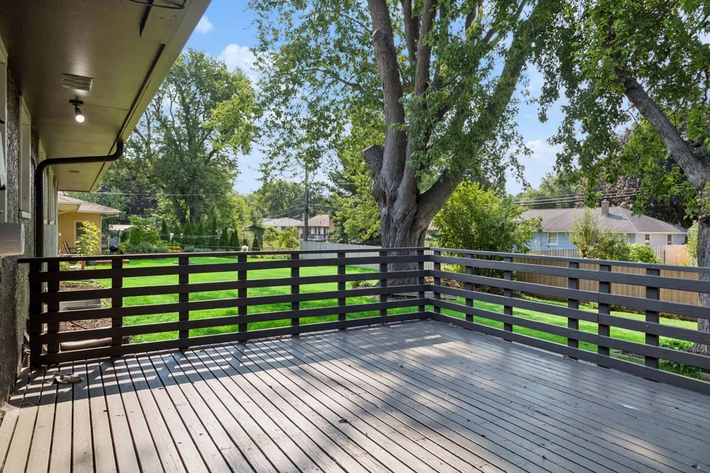 1432 County Road B West W Roseville, MN 55113