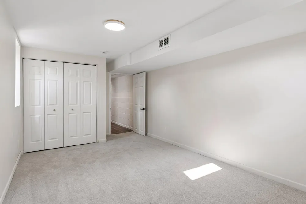 1432 County Road B West W Roseville, MN 55113